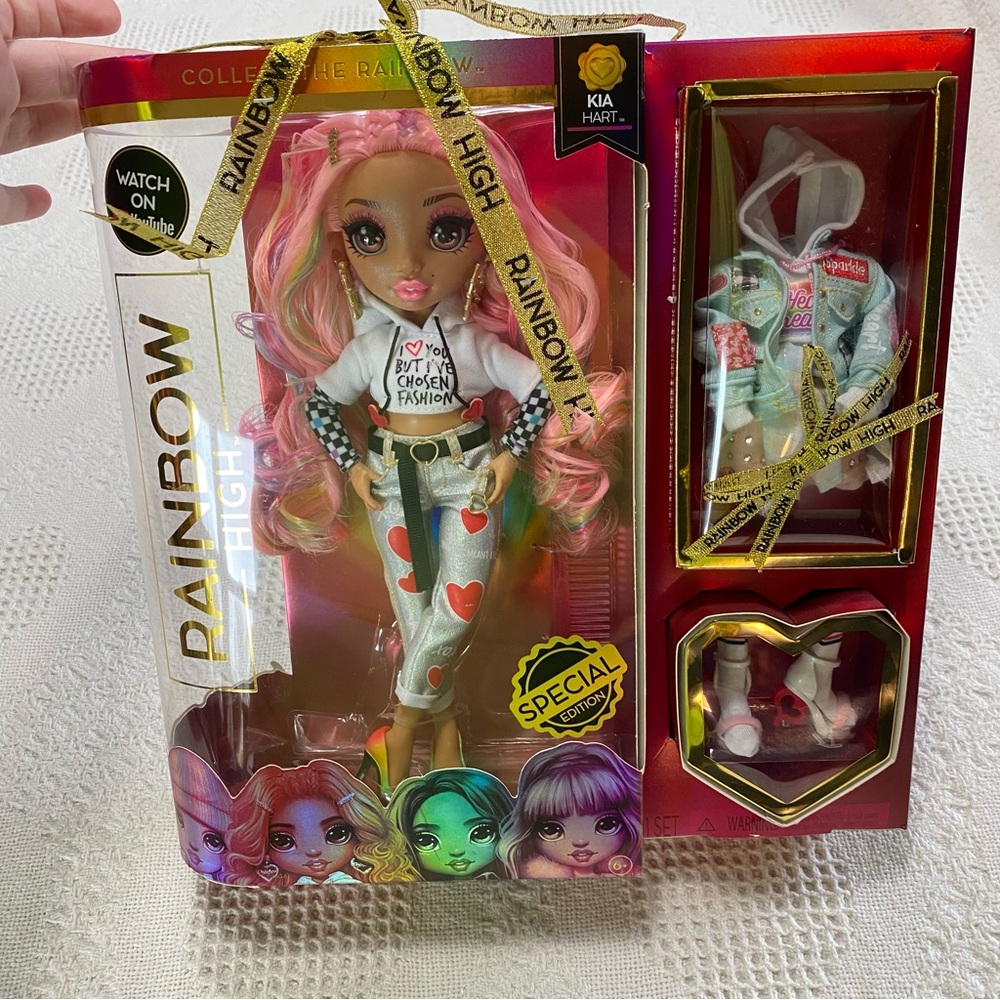 NIB Rainbow High Limited Edition Kia Heart Doll